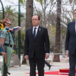 Los presidentes de los Gobiernos de España, Mariano Rajoy , y Francia, François Hollande, a su llegada hoy a la XXV cumbre bilateral Hispano-Francesa que se desarrolla en Málaga