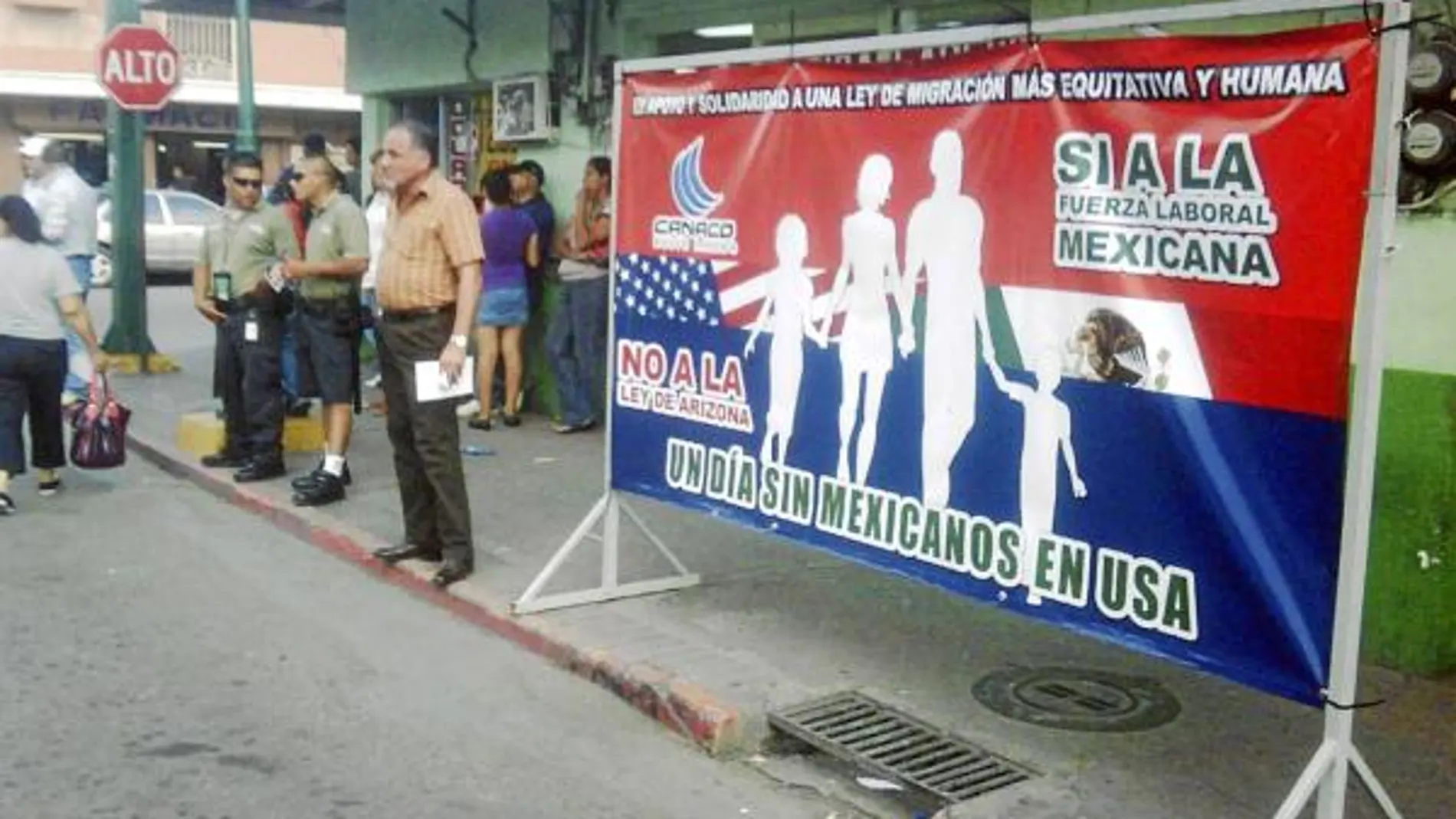 Rhode Island propone una ley de inmigración inspirada en la de Arizona