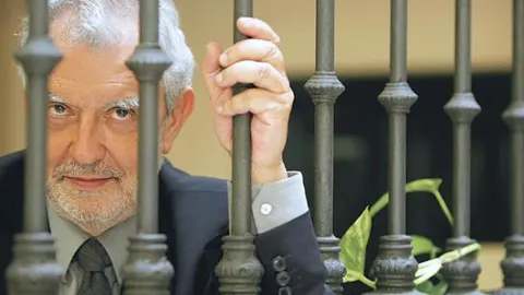 «Los políticos viven pensando en el CIS, en sacar un punto al adversario», dice