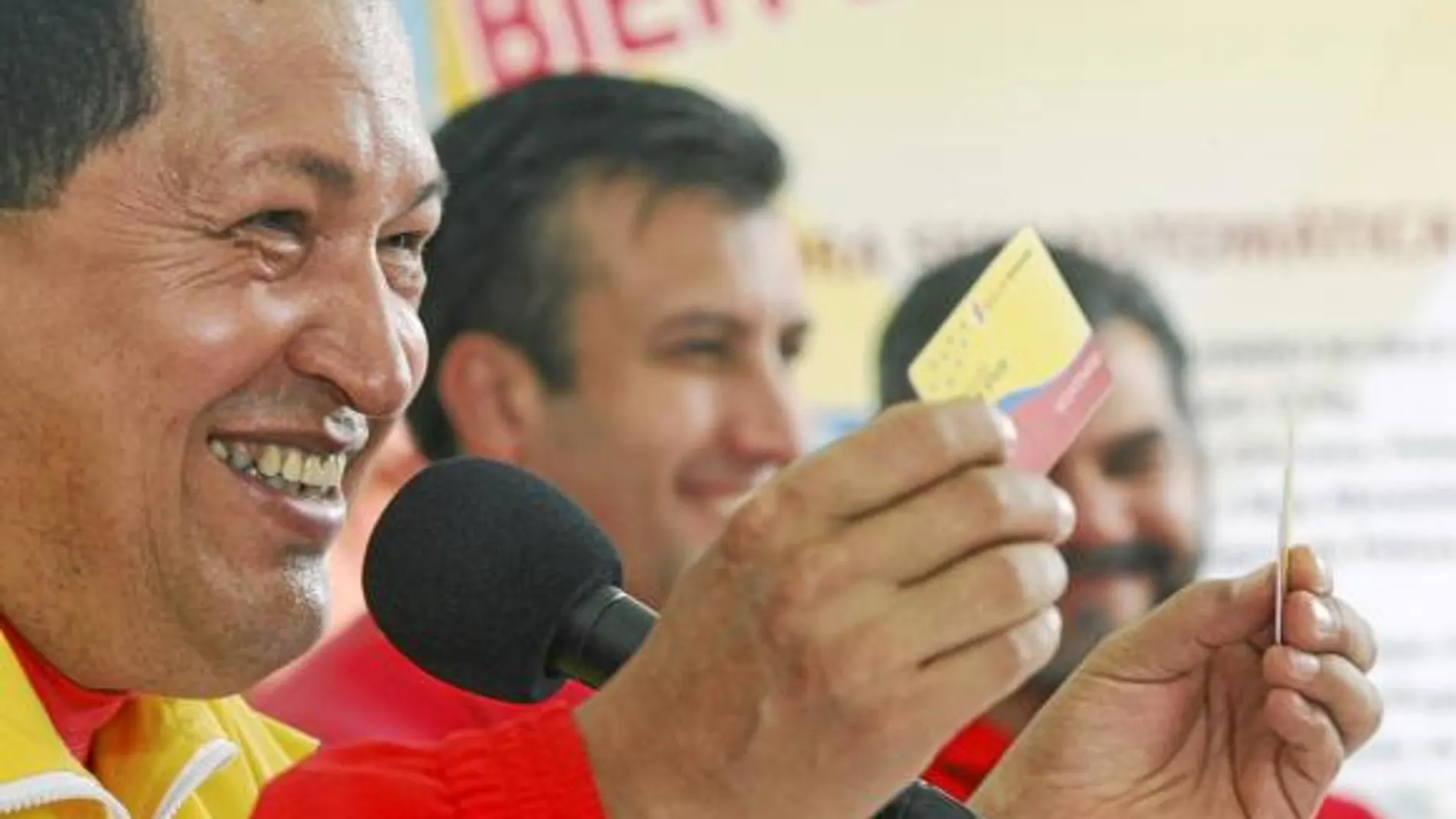 La oposición lanza la «operación Amarre» para derrotar a Chávez