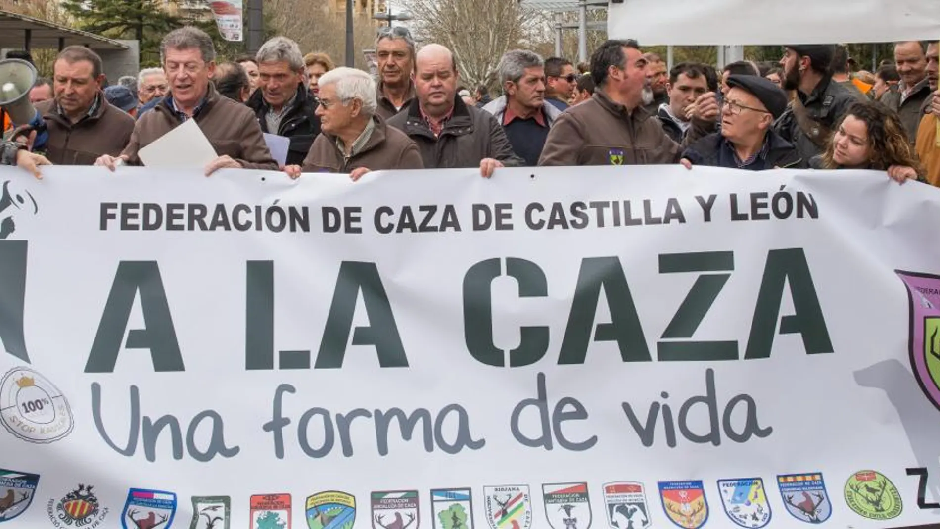 Protestas en defensa de la caza por las calles de Zamora