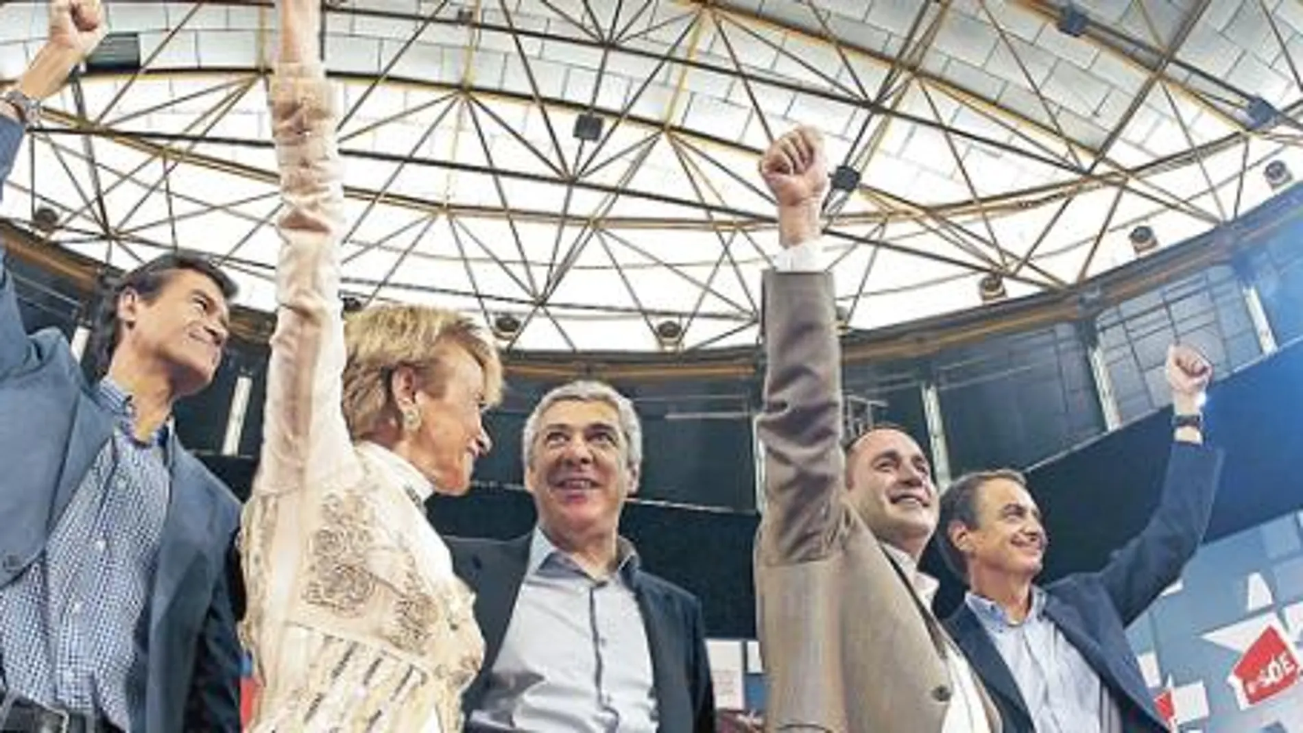Zapatero en Valencia con un imputado