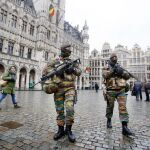 Soldados belgas patrullan las calles de Bruselas el pasado 24 de noviembre