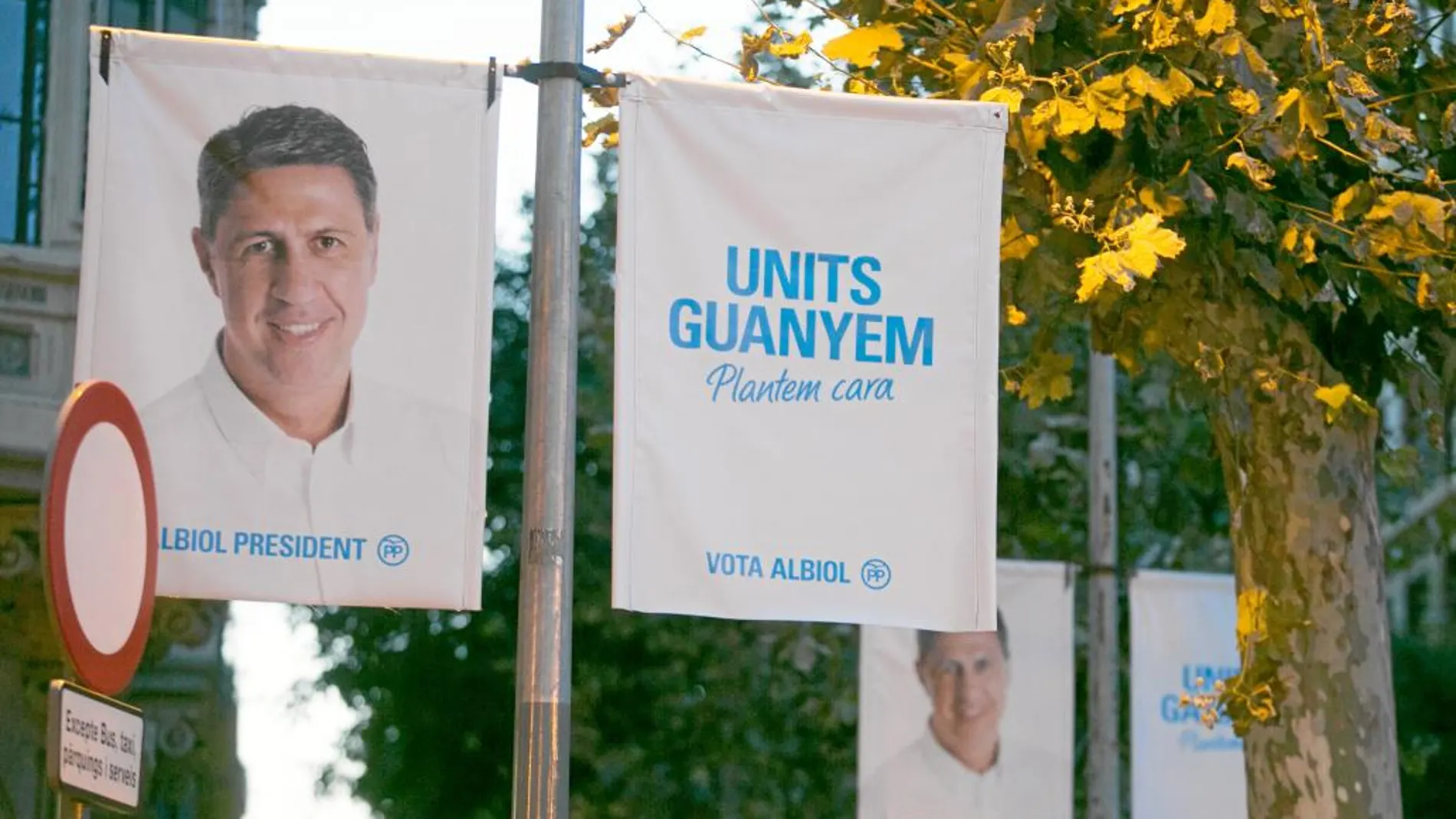 Los carteles electorales desaparecerán en breve después de la campaña más intensa vivida en Cataluña