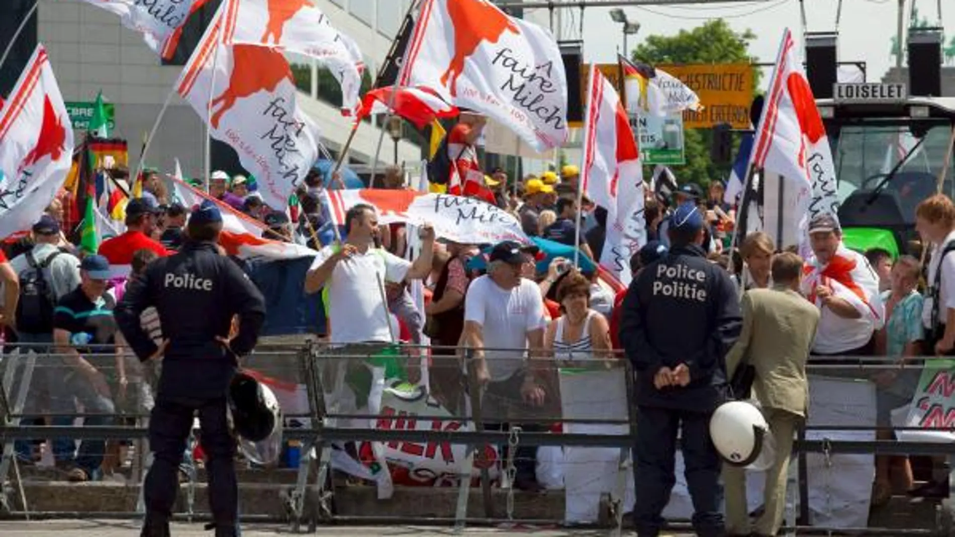 Ganaderos de toda Europa protestan durante la reunión de ministros de Agricultura y Pesca en Bruselas. Archivo
