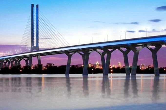Puente de Champlain sobre el río St. Lawrence en Montreal (Canadá)