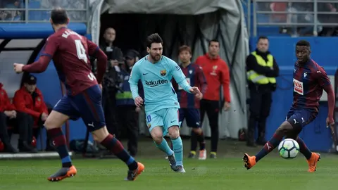 0-2. El Barcelona sufre ante el espejo
