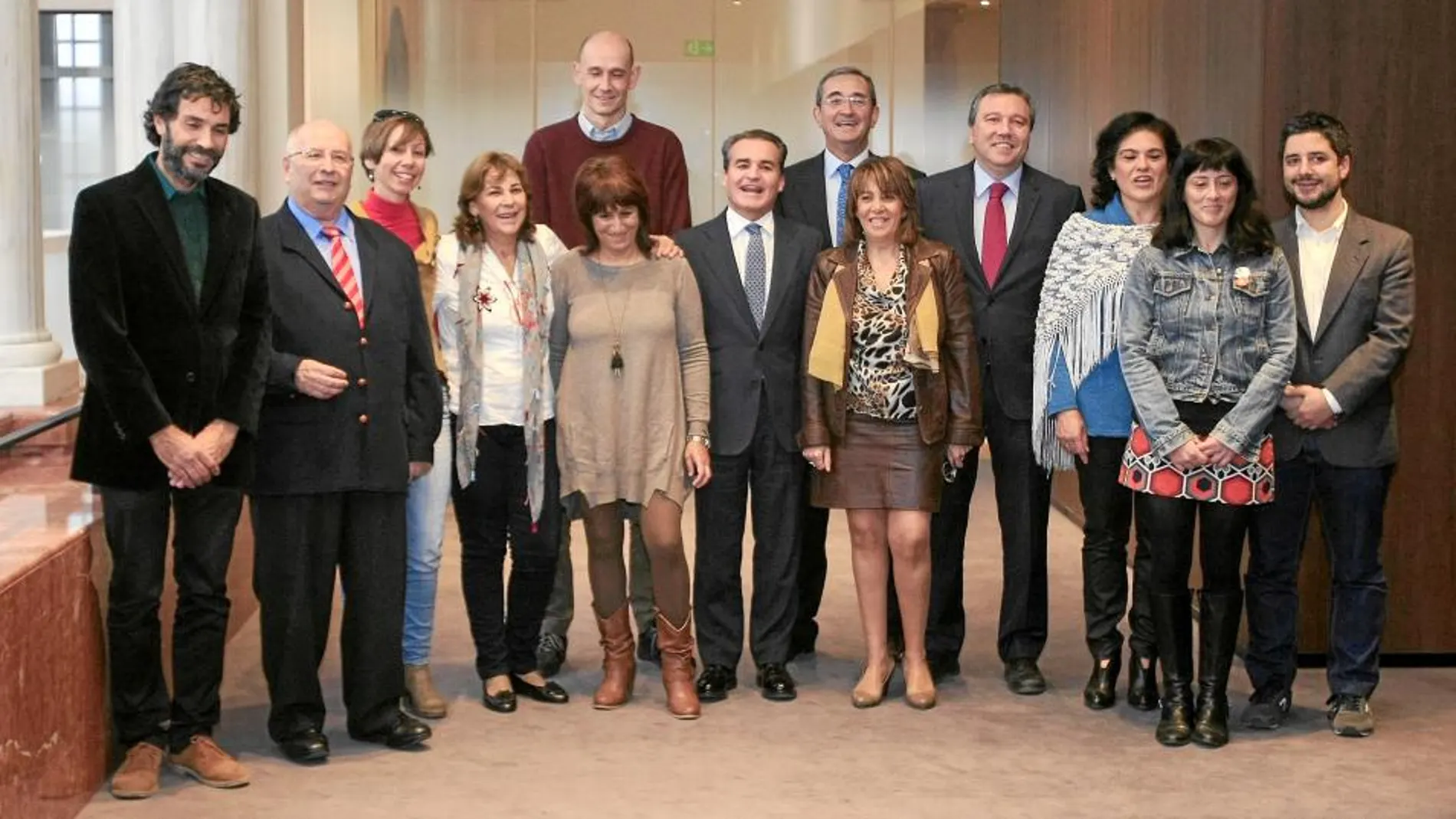 Intensa colaboración social y cultural