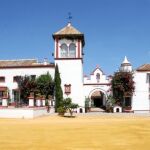 Vista de los espectaculares edificios del hotel sevillano