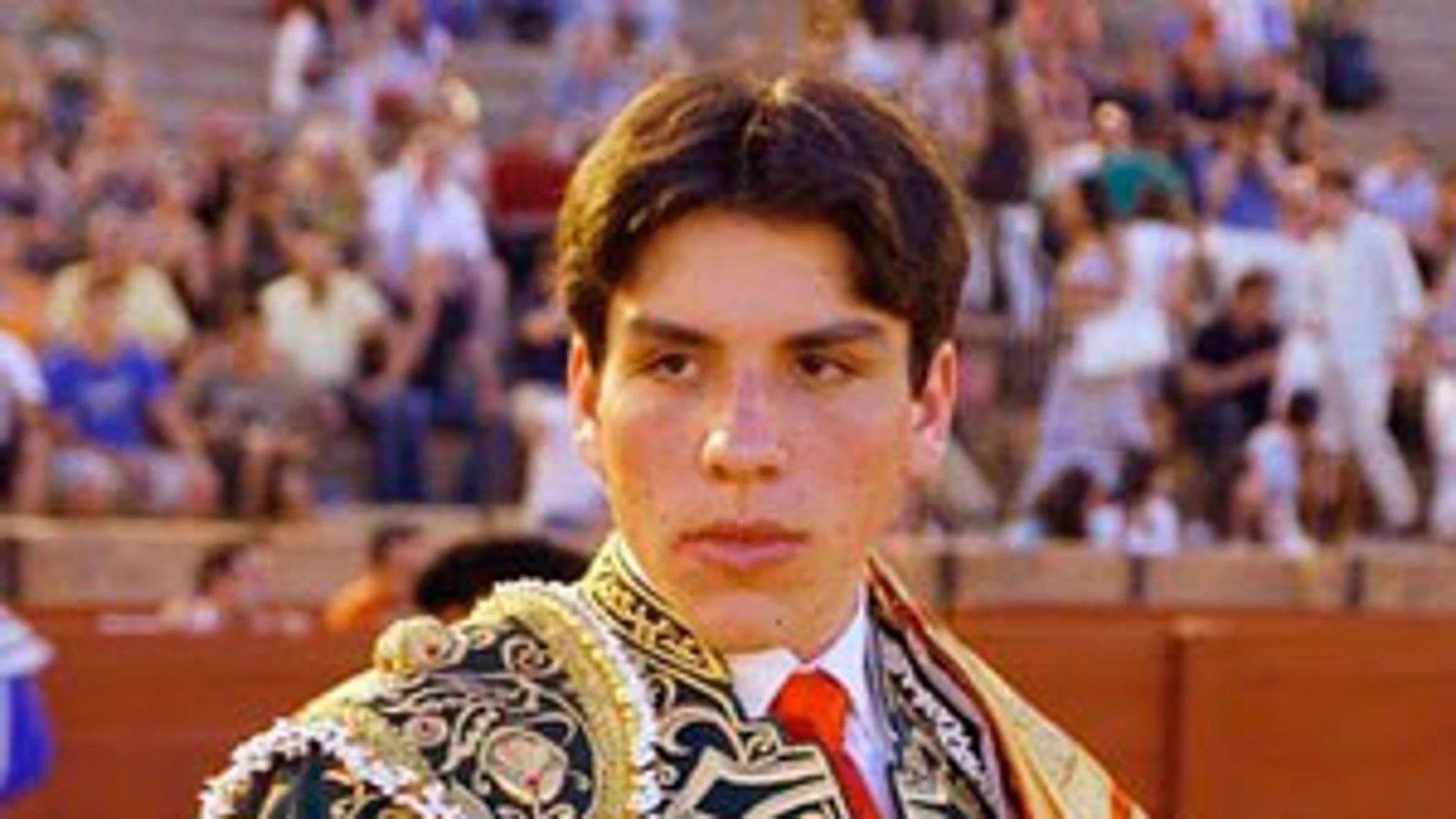 El novillero alicantino Borja Álvarez