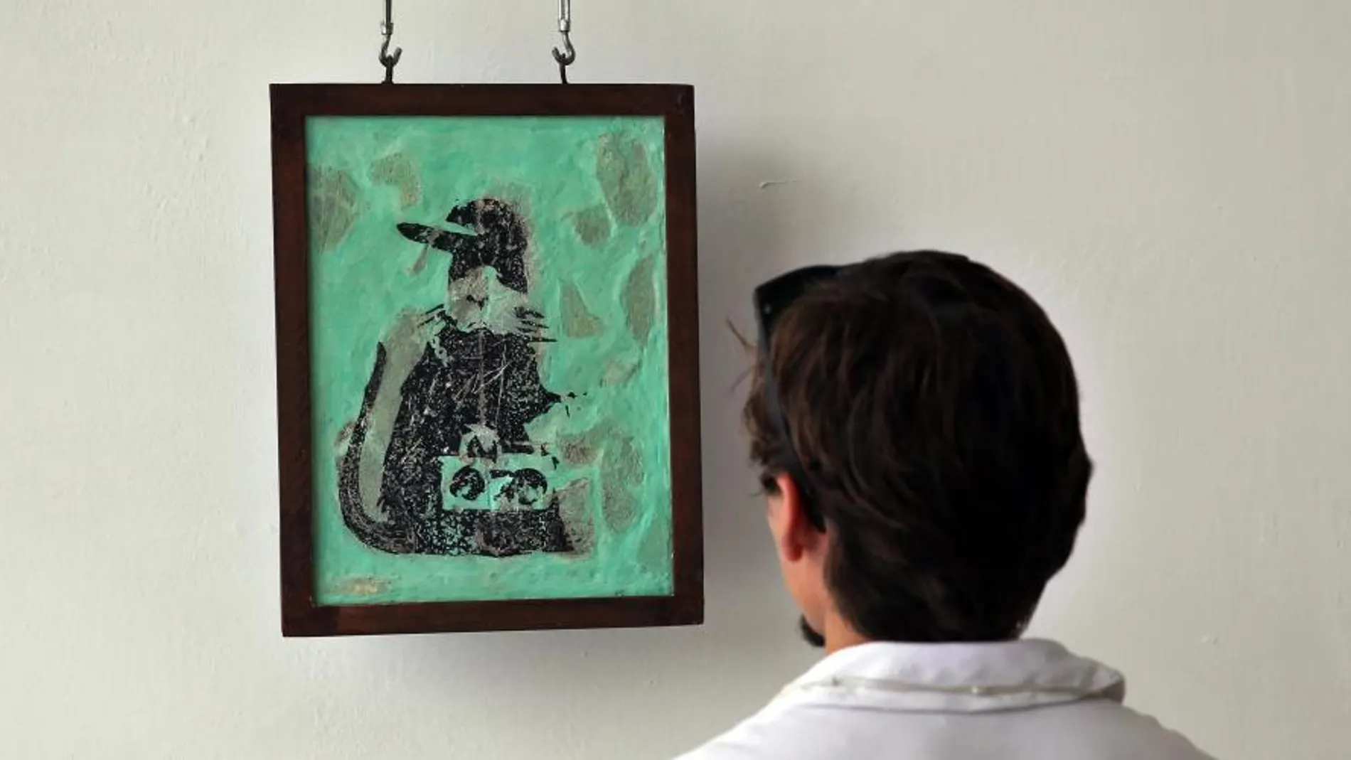 La obra del artista cubano Nestor Siré, "El único Banksy vivo en La Habana"
