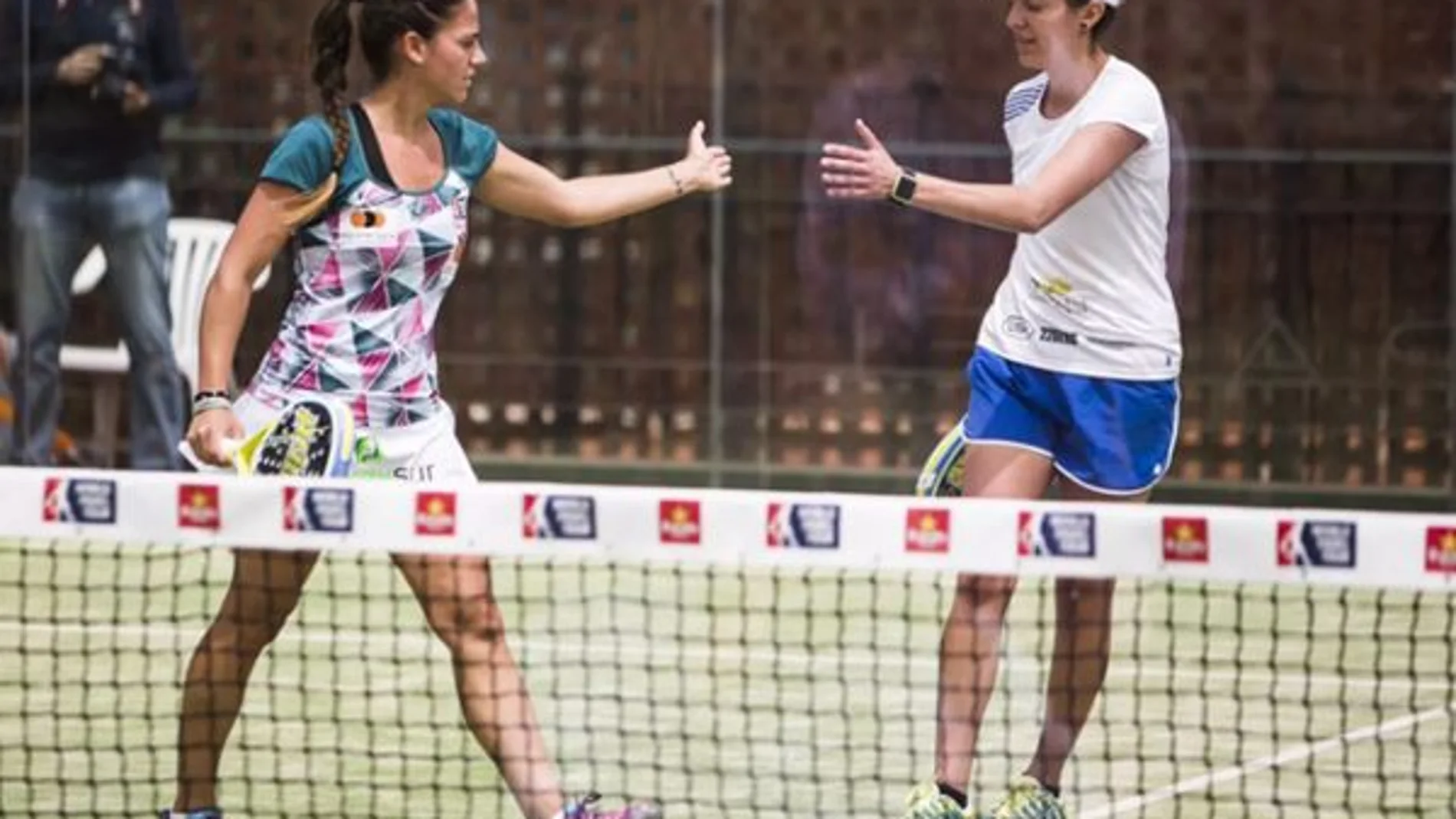 Mª Carmen Villalba y Carla Mesa