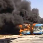 Protestan por las condiciones del transporte público quemando autobúses