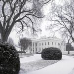 Imagen de la Casa Blanca tras la gran nevada del 7 de enero. En menos de dos semanas, el presidente electo Donald Trump se mudará a Washington