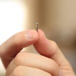 El chip tiene el tamaño de un grano de arroz