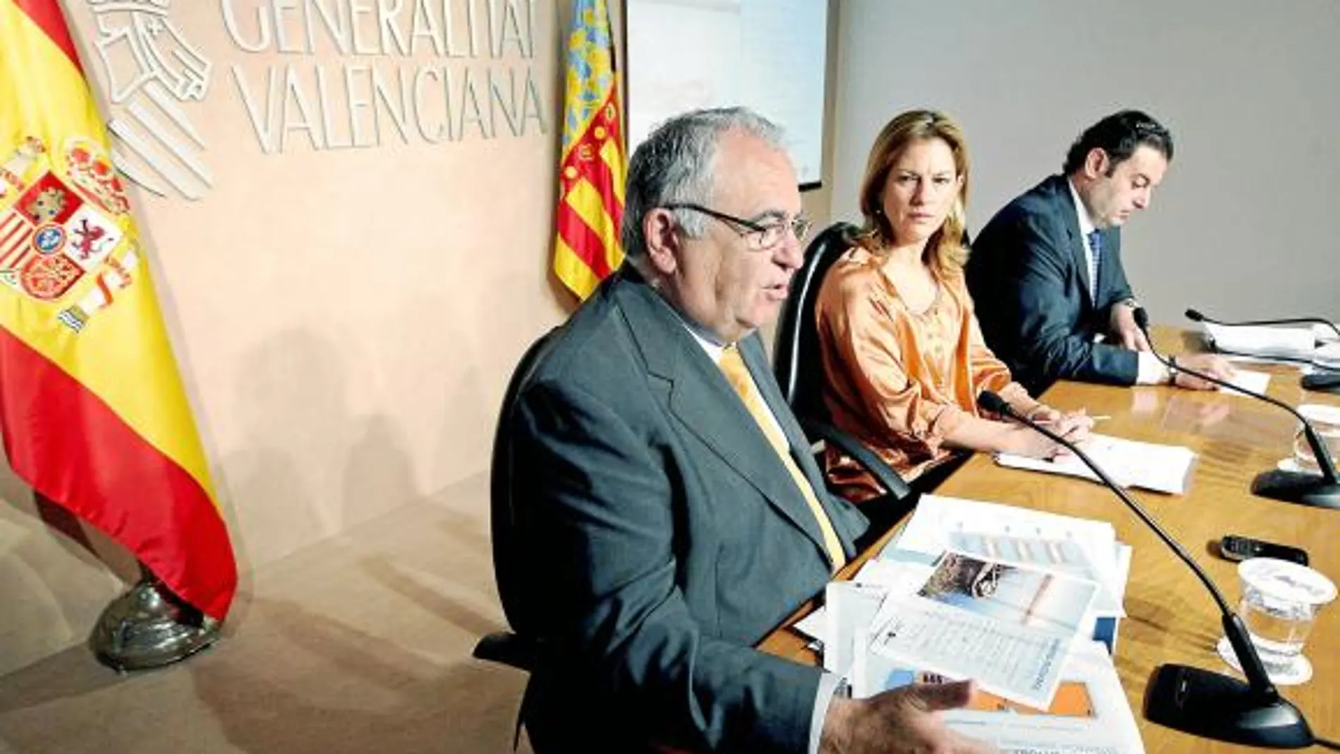 Juan Cotino, Paula Sánchez de León y Gerardo Camps