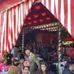 La Feria de Abril de Sevilla, un gran foco de turismo, espera recibir centenares de miles de visitantes