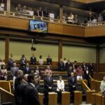 ANV no acude al homenaje del Parlamento vasco a las víctimas