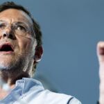 Rajoy vuelve a proclamar su programa económico como solución a la crisis