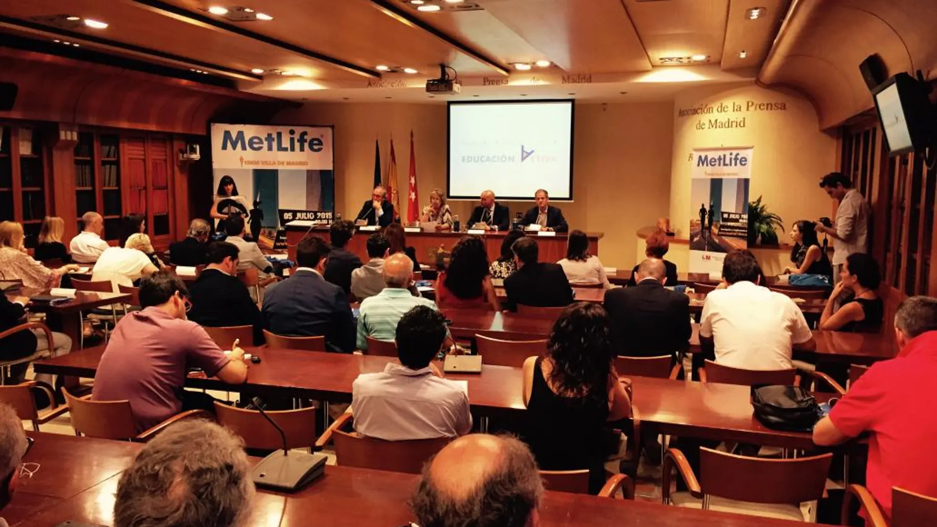 MetLife se incorpora como patrocinador principal de la primera edición del 15 Km Villa de Madrid