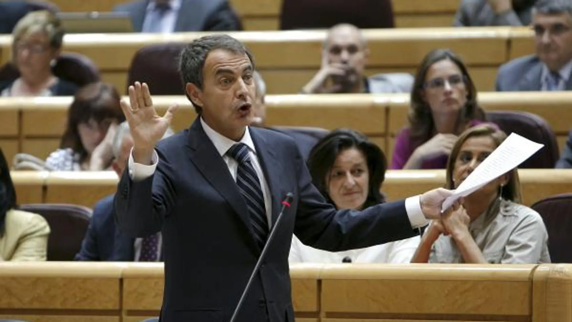 Zapatero se cuadra ante Gómez: «El que gana es el mejor»