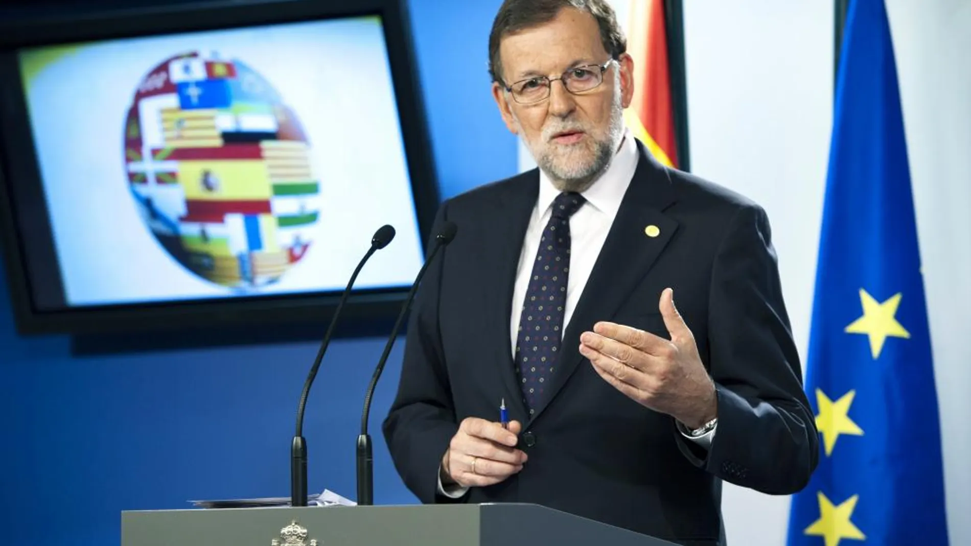 El presidente del Gobierno español en funciones, Mariano Rajoy, durante la rueda de prensa tras la reunión del Consejo Europeo celebrado en Bruselas