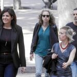 Ester Quintana y su abogada manifestaron sus quejas por la sentencia