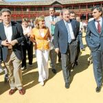 El presidente Herrera inaugura el coso de Toro, junto a Alejo, Salgueiro, Maíllo, Sedano o Castro, entre otros