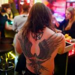 Un hombre con tatuajes, en una imagen de archivo / Reuters