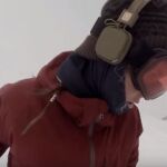 Escapa de un oso hambriento y se da cuenta al publicar el vídeo en Youtube