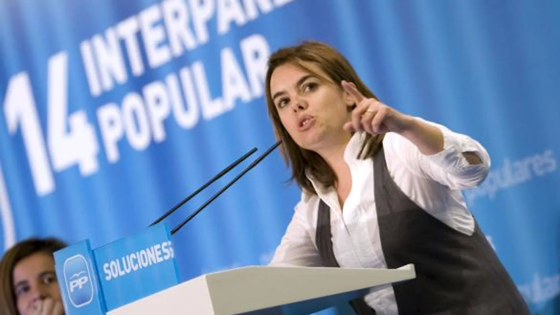 La portavoz del PP en el Congreso, Soraya Sáenz de Santamaría