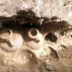 Localizan en Sevilla ánforas con 600 kilos de monedas de bronce romanas