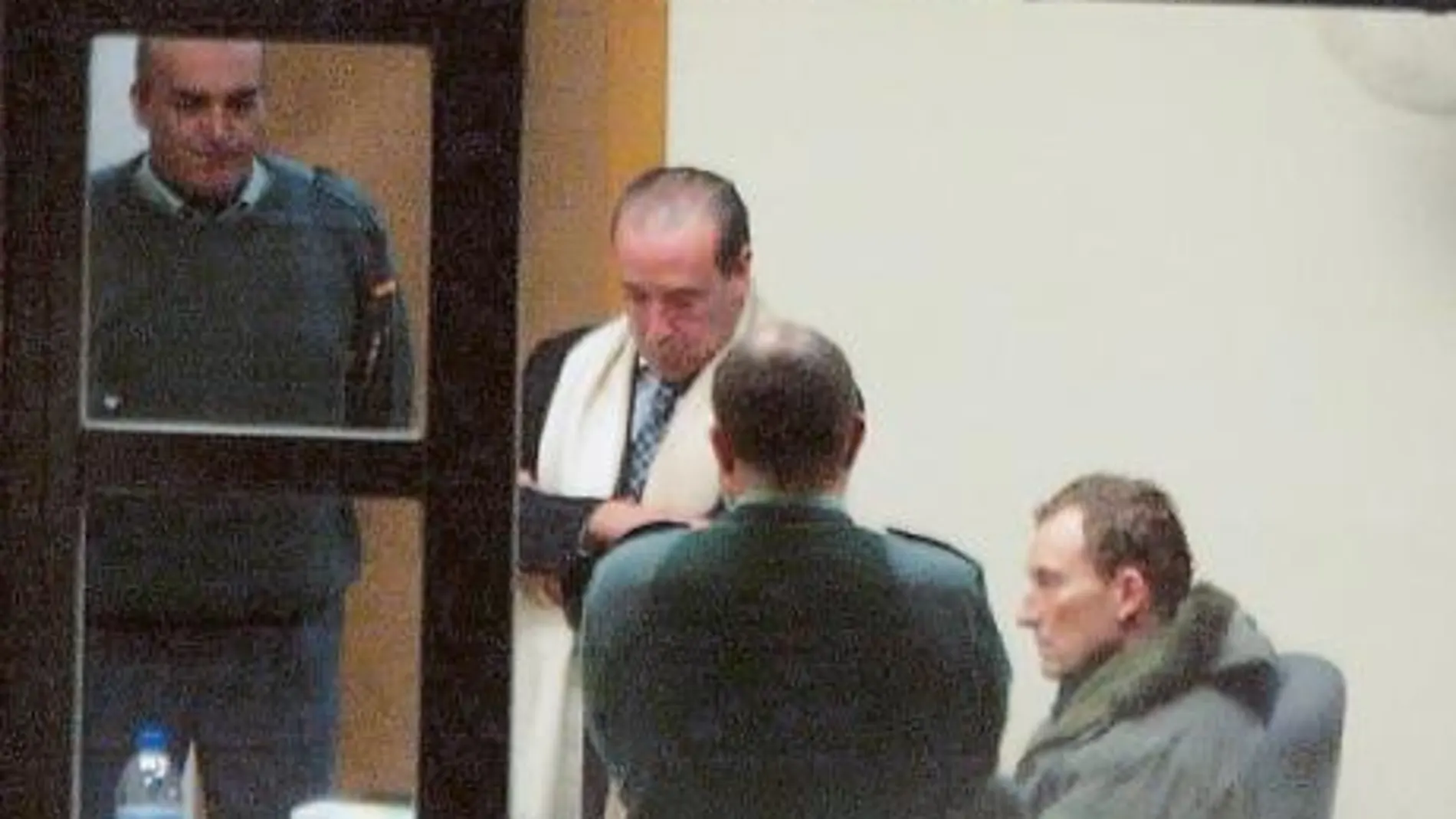 Santiago Mainar, sospechoso del crimen de Fago, presta declaración en los Juzgados de Jaca en 2007