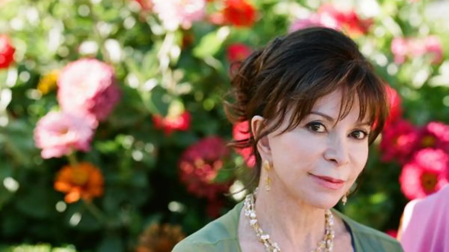 Chile reconoce la obra de Isabel Allende