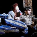Benjamin Britten compuso un retrato de la reina Isabel I de Inglaterra en la ópera «Gloriana». En la imagen, Anna Caterina Antonacci como la soberana.