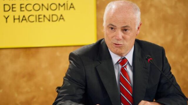 Economía no descarta nuevas medidas fiscales para frenar el déficit