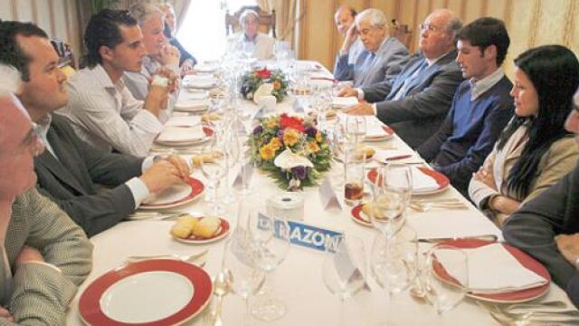 De toros, teatro y la clonación de «Alcalde»