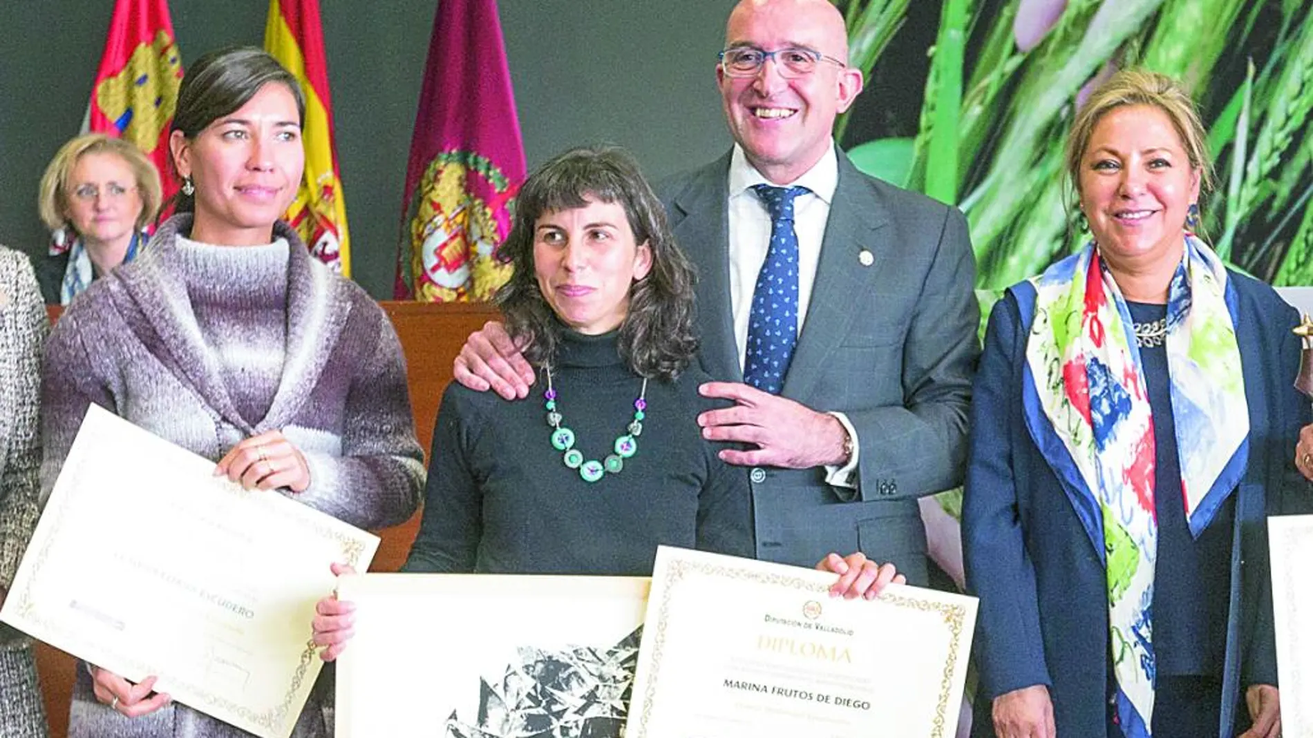 Rosa Valdeón y Jesús Julio Carnero en los actos de conmemoración del Día Internacional de la Mujer Rural
