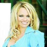 Pamela Anderson decidió reducir el tamaño de sus senos