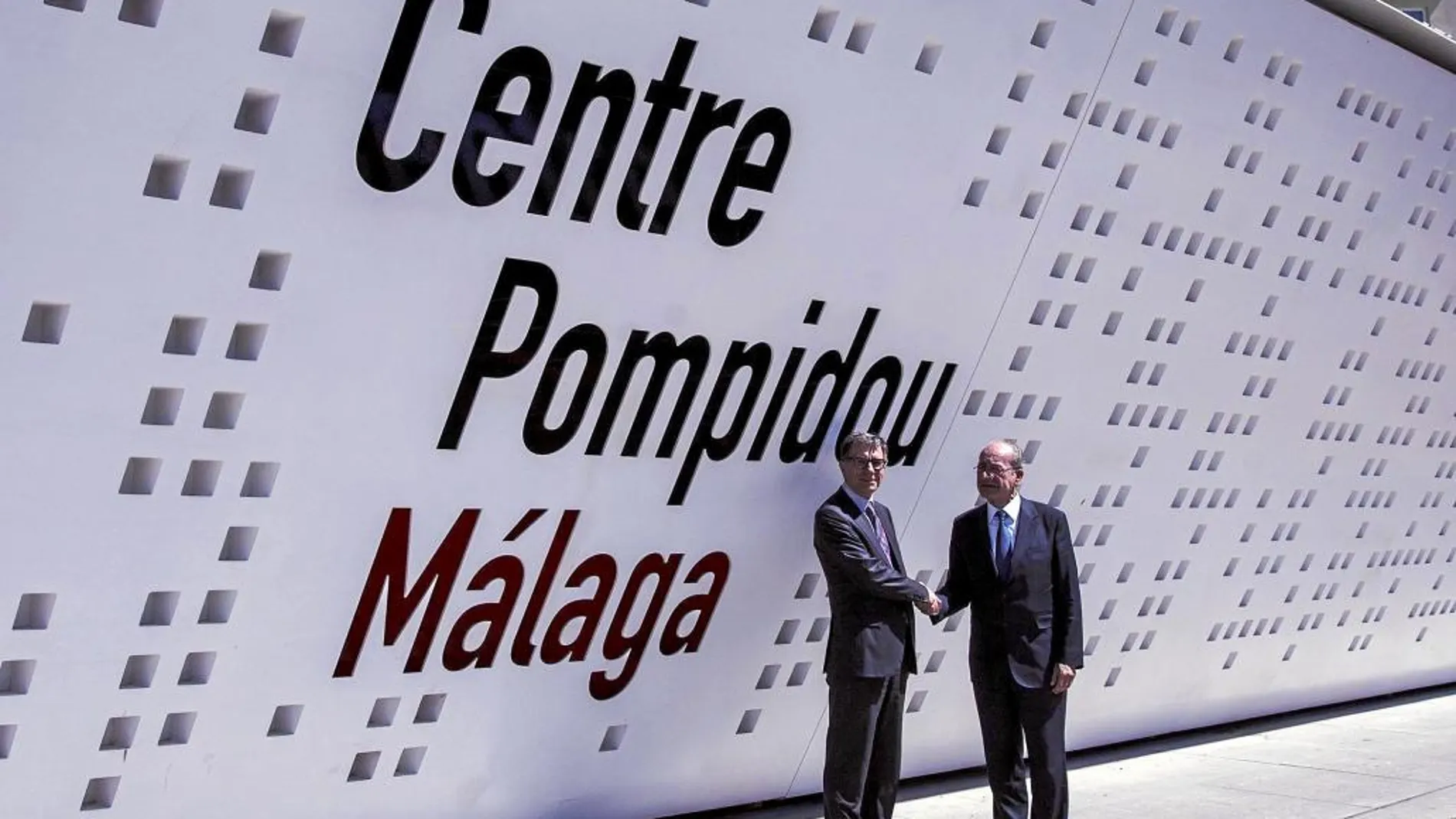 Serge Lasvignes y el alcalde Francisco de la Torre, ayer en Málaga