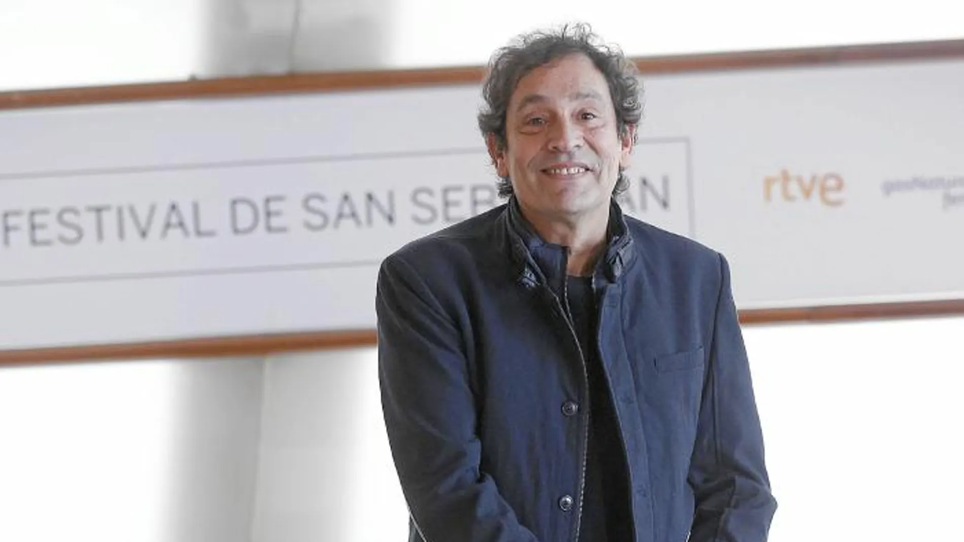 Villaronga presentó en San Sebastián su nueva cinta