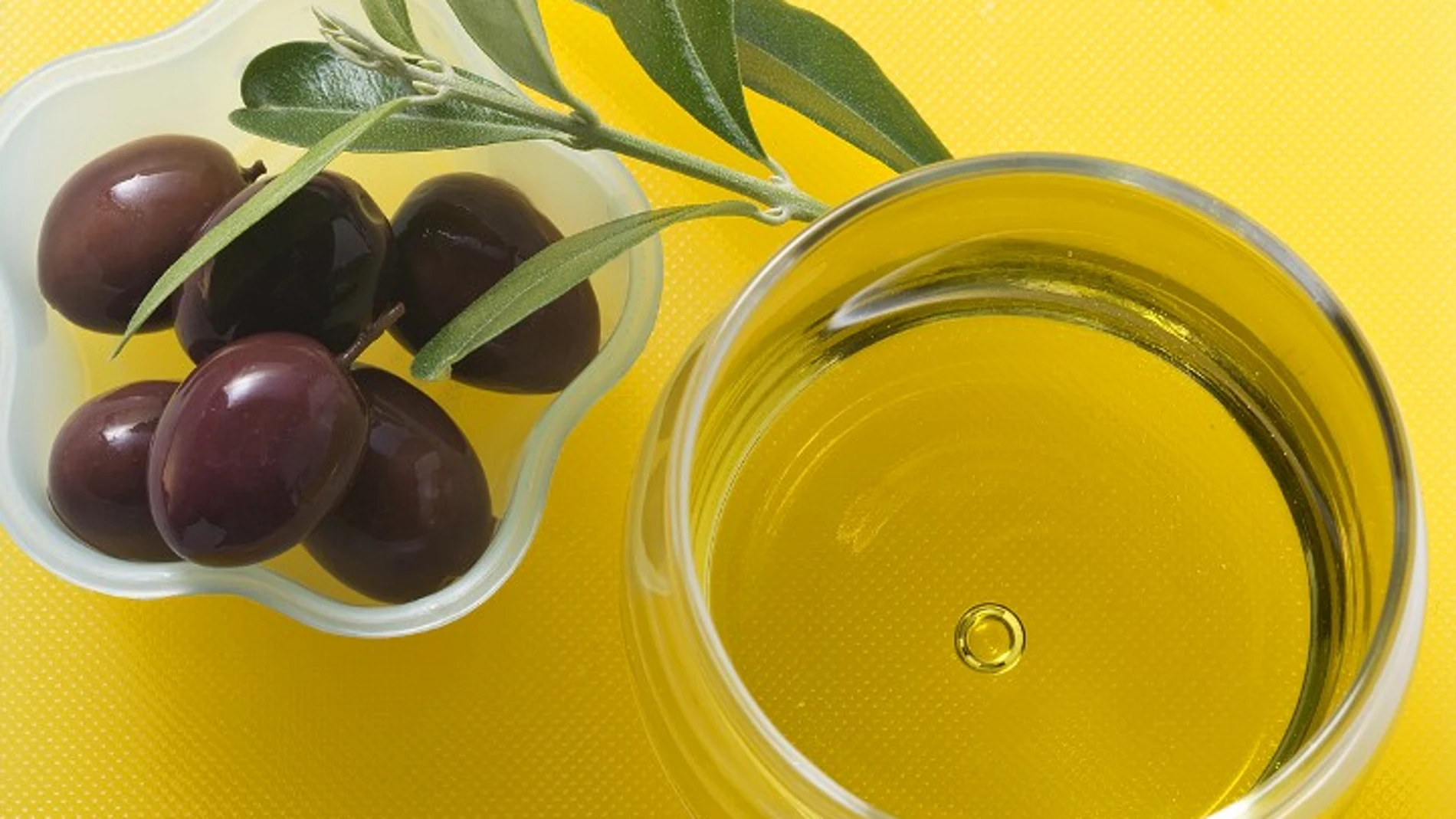 El aceite de oliva mejora la función del colesterol bueno