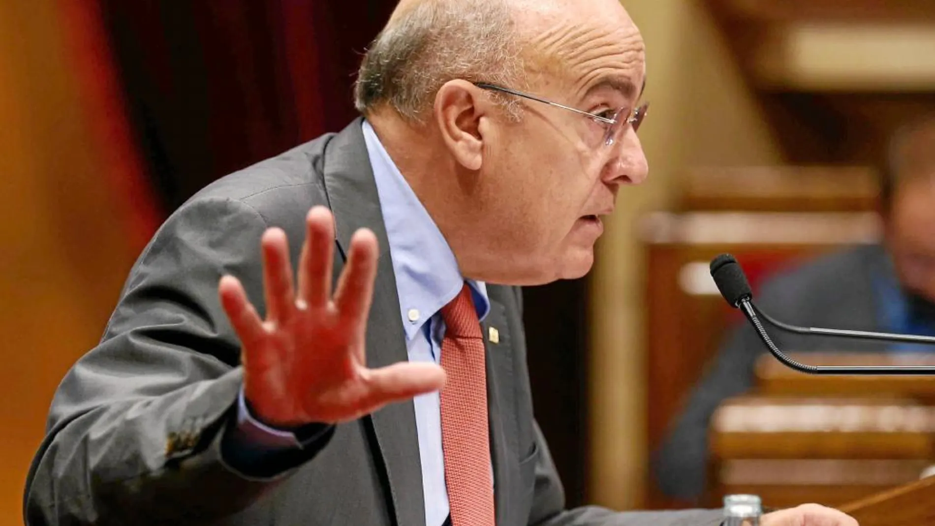Boi Ruiz compareció en el pleno monográfico de Salud a instancias de PSC. ICV, Ciutadans y la CUP