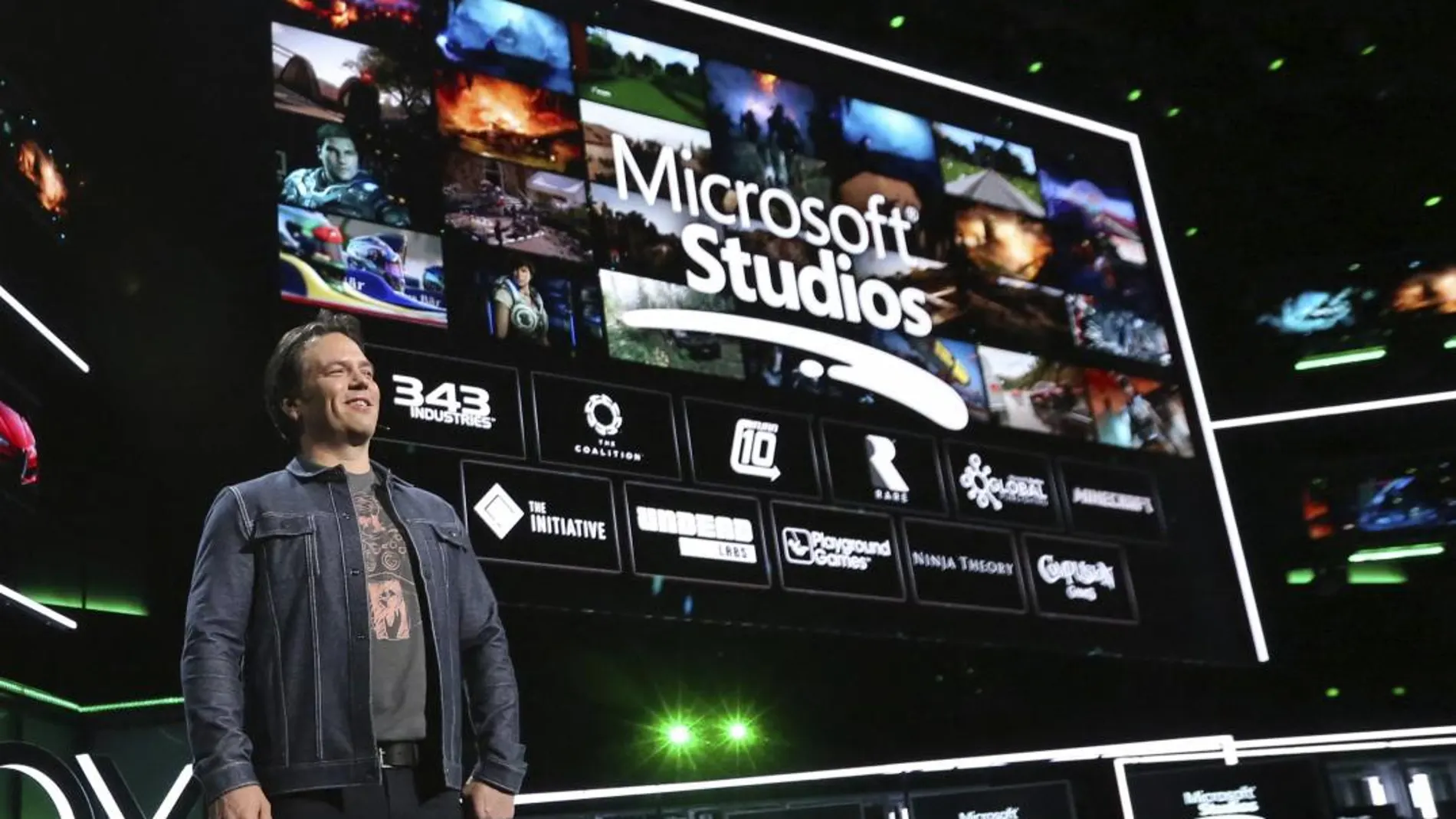 Phil Spencer, jefe de videojuegos de Microsoft, durante la presentación de las novedades en la feria E3 / AP