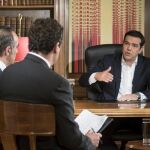 Tsipras, durante la entrevista