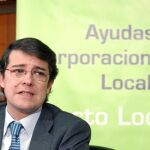El consejero Alfonso Fernández Mañueco presenta la línea de ayudas a la inversión municipal