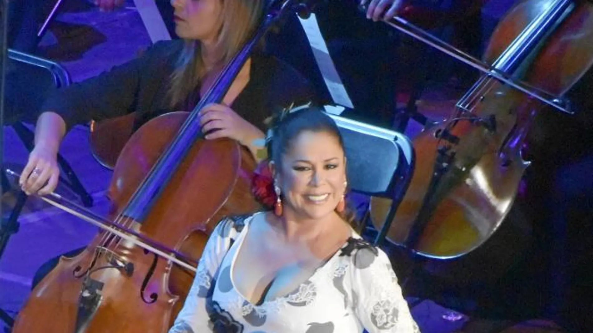 Isabel Pantoja, en el concierto de Las Palmas, el último que ha dado