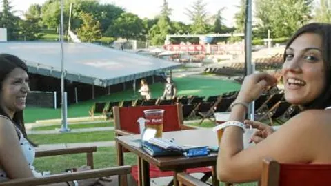 Cócteles sushi y buen cine al aire libre