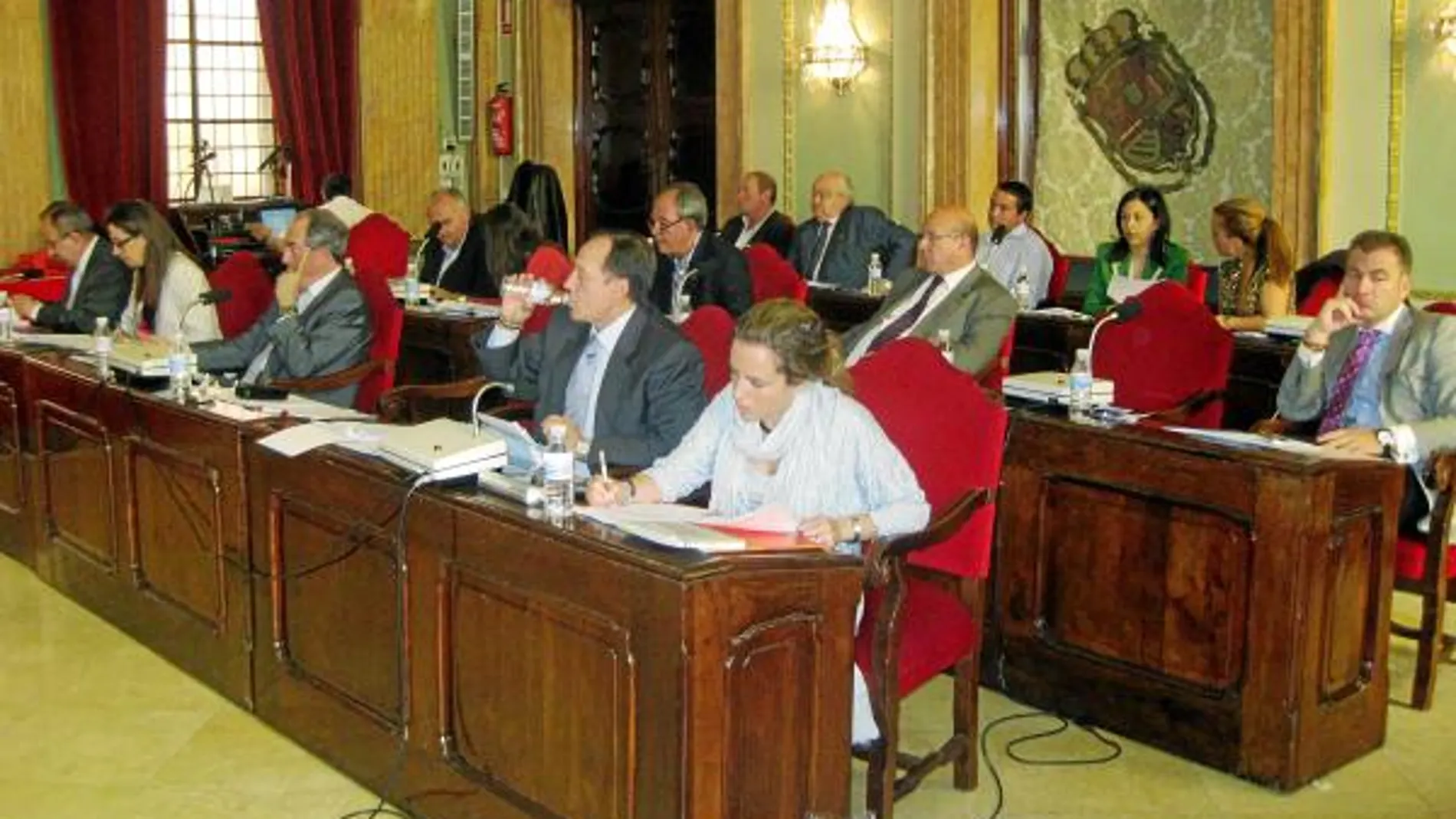 El grupo municipal del PP del Ayuntamiento de Murcia, durante la celebración del pleno
