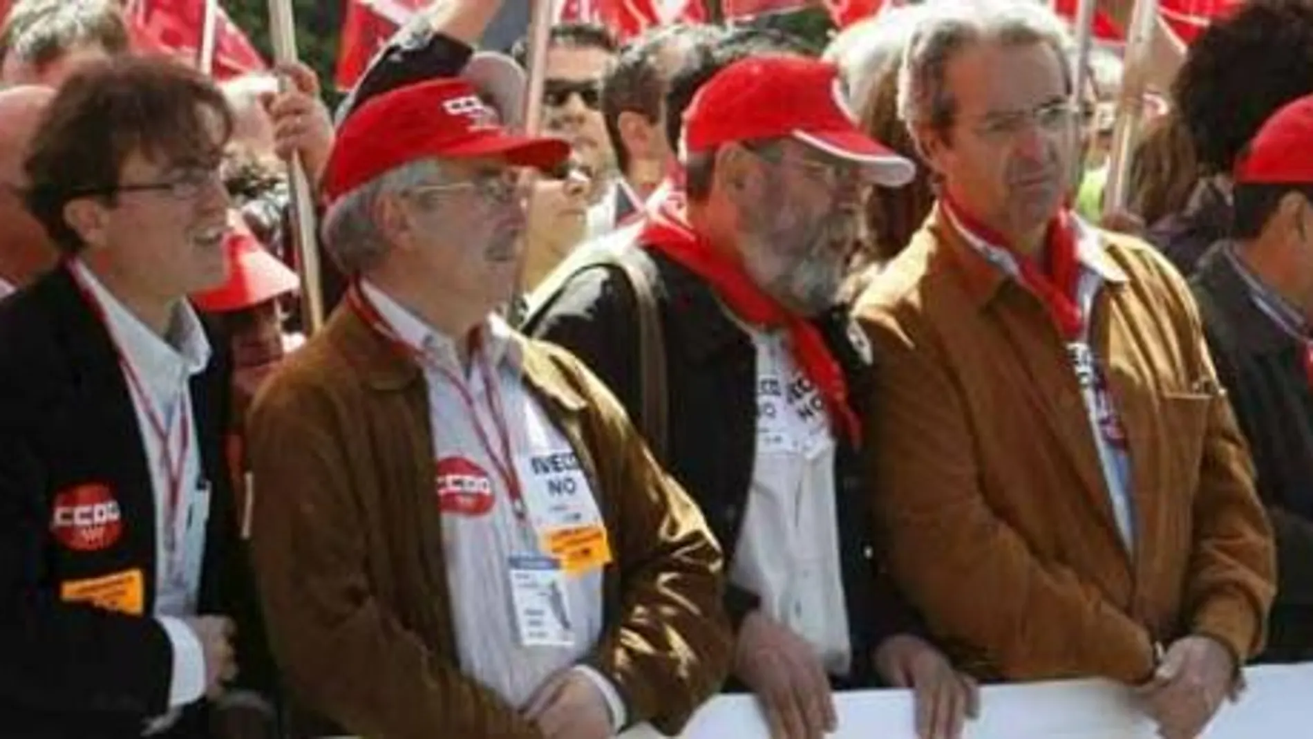 Méndez: «Si el Parlamento atiende a la CEOE se producirá un enfrentamiento indeseable con los sindicatos»